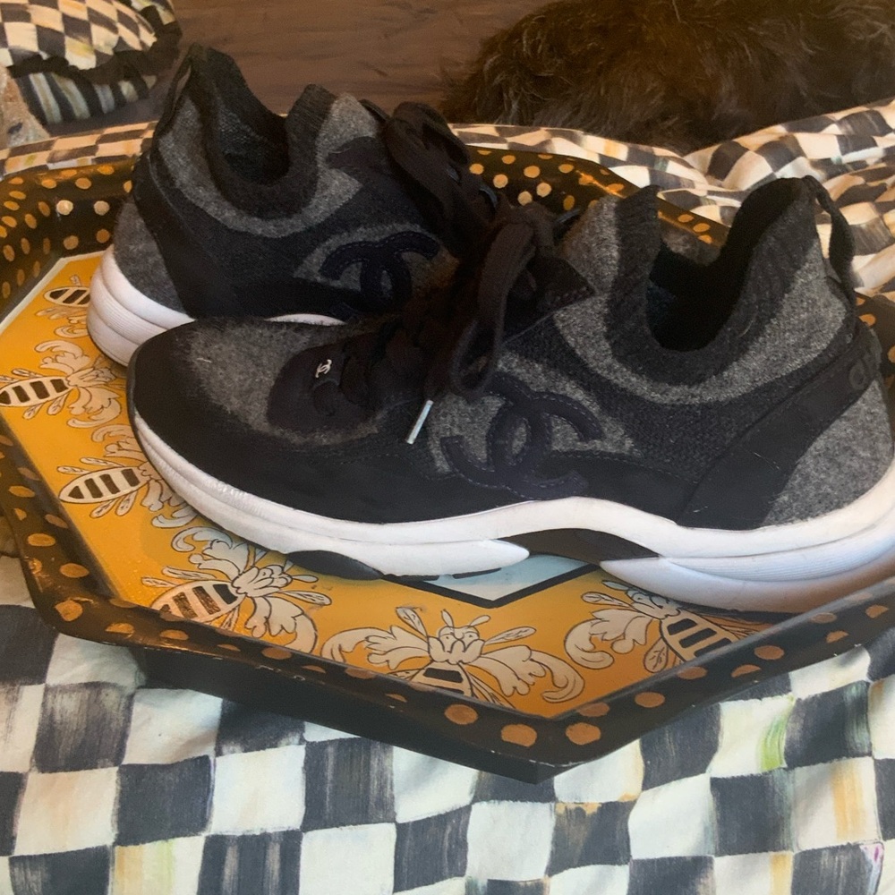 CHANEL Knit Fabric Suede Calfskin Womens CC Sneakers 39 Grey Black